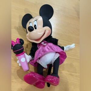 Talking and Singing Pop-Star Minnie Mouse,  Good Condition ( Needs Batteries)